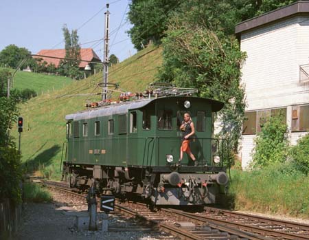 37C08