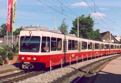 100C01