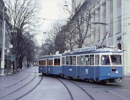 VBZ Be 4/4 1421 am Paradeplatz