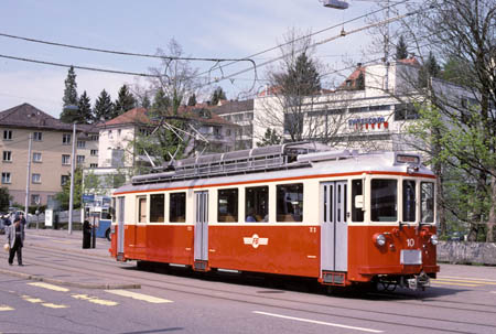 FB BDe 4/4 10 in Zürich Burgwies