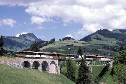 MOB Golden Pass Panoramic Express bei Flendruz