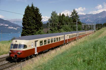 RAe TEE II 1053 bei Spiez