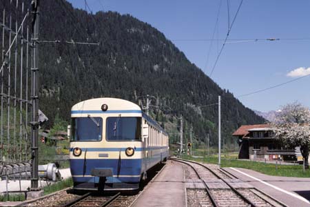 MOB Be 4/4 5002-Pendel als 525 in Stöckli