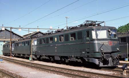 SBB Ae 6/6 11415 in Olten