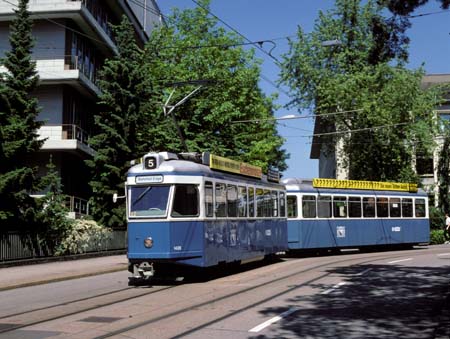 VBZ Be 4/4 1428 & B4 in Zürich Voltastrasse