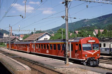 OeBB BDe 576 250-Pendel in Balsthal