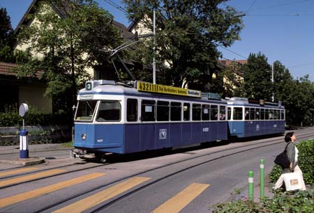 VBZ Be 4/4 1417 in Zürich Albisrieden