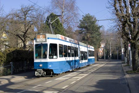 VBZ Be 4/8 2118 in Zürich Zürichbergstrasse