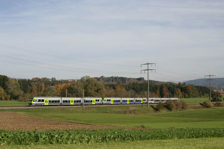 BLS RABe 525 bei Allmendingen