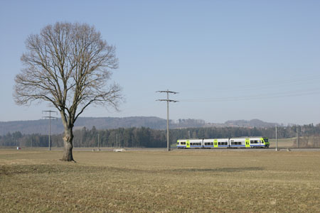 BLS RABe 525 bei Allmendingen