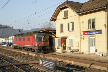 SBB Re 6/6 11616 in Hntwangen-Wil