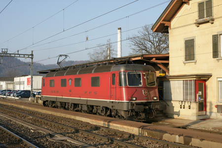 SBB Re 6/6 11616 in Hntwangen-Wil