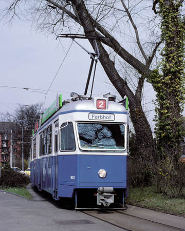 33_BhfTiefenbrunnen_2