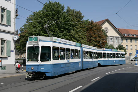 VBZ Be 4/6 & Be 2/4 in Zürich Bezirksgebude