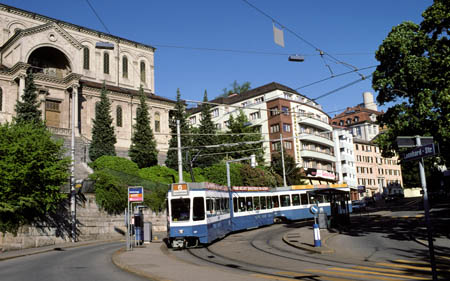 VBZ Be 4/6 2087 & Be 2/4 in Zürich Haldenegg